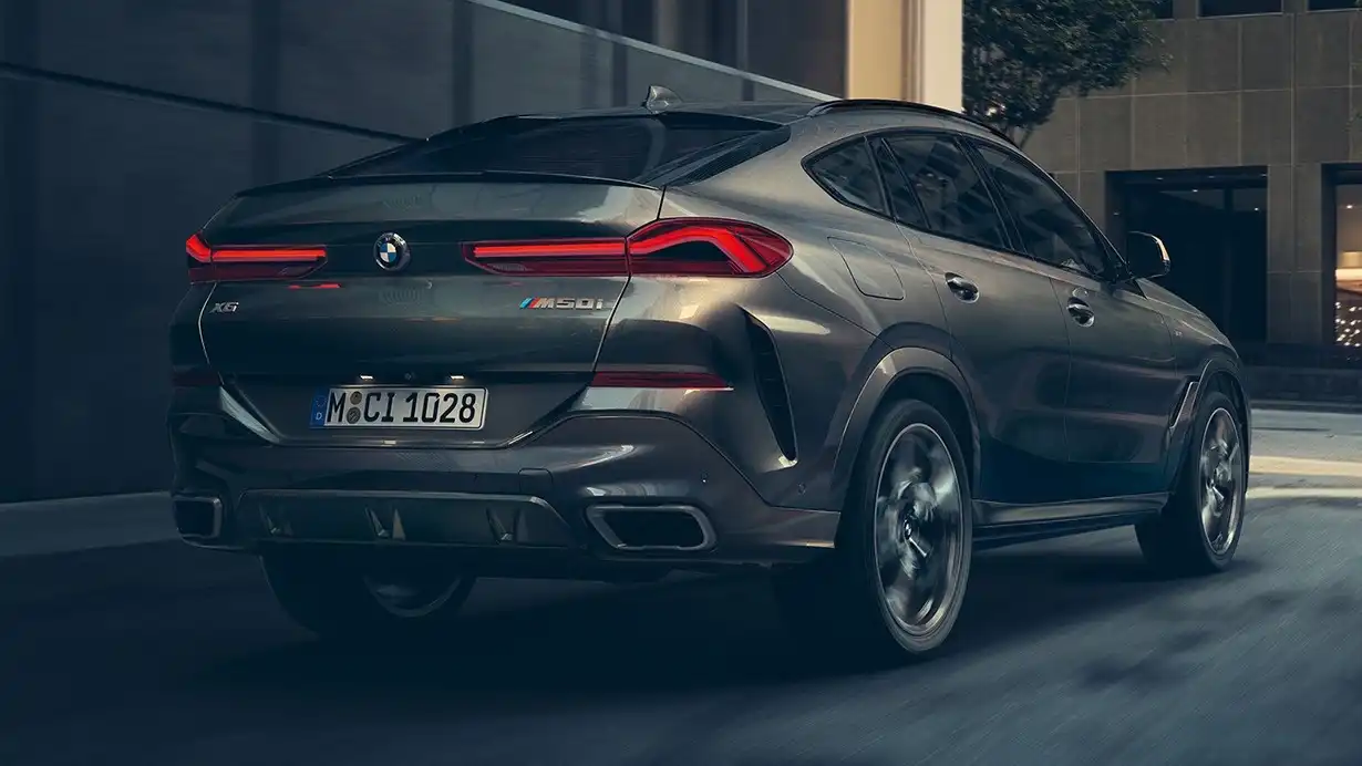 Роскошный кроссовер BMW X6 M